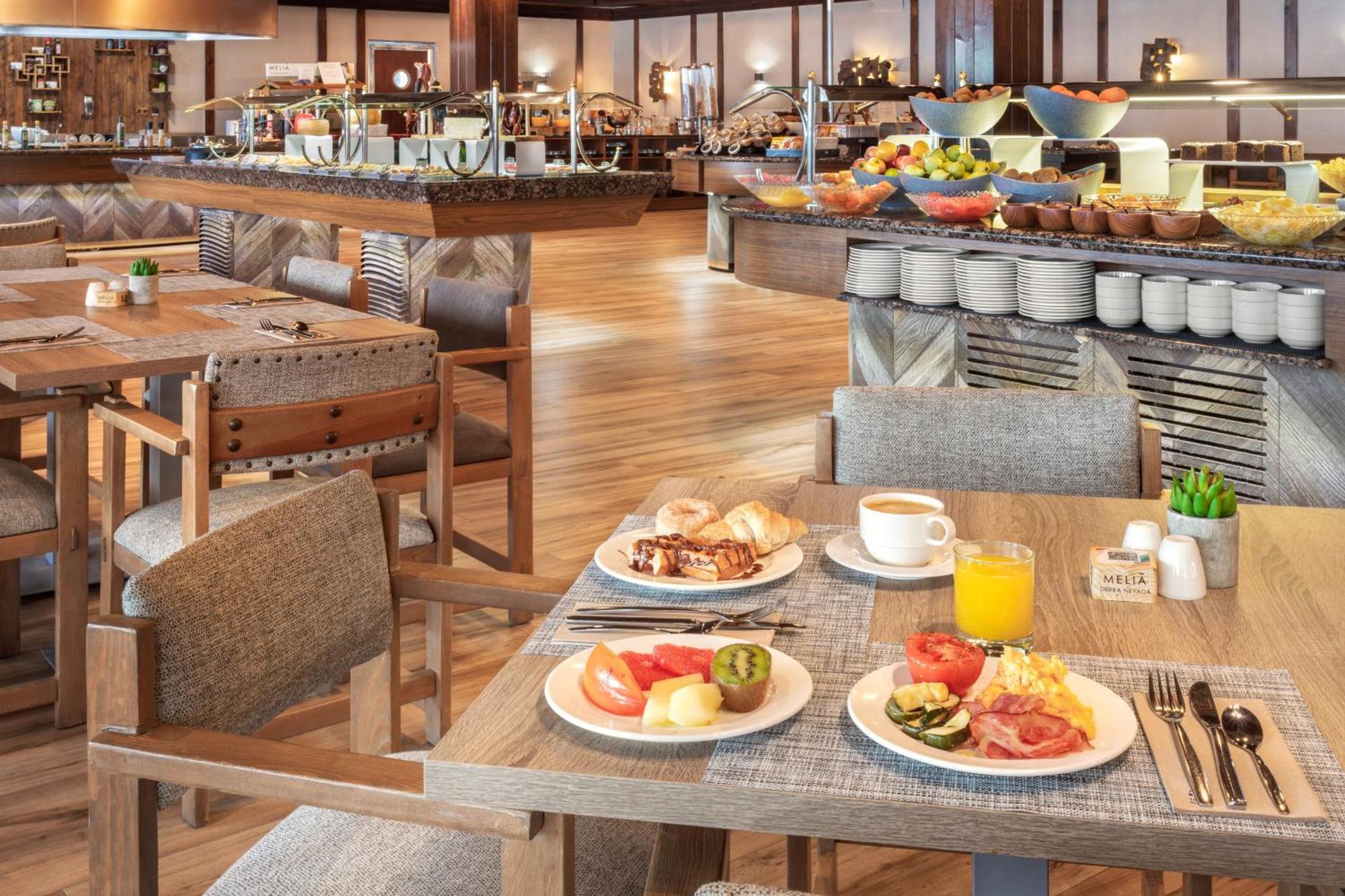 Melia Sierra Nevada Otel Dış mekan fotoğraf